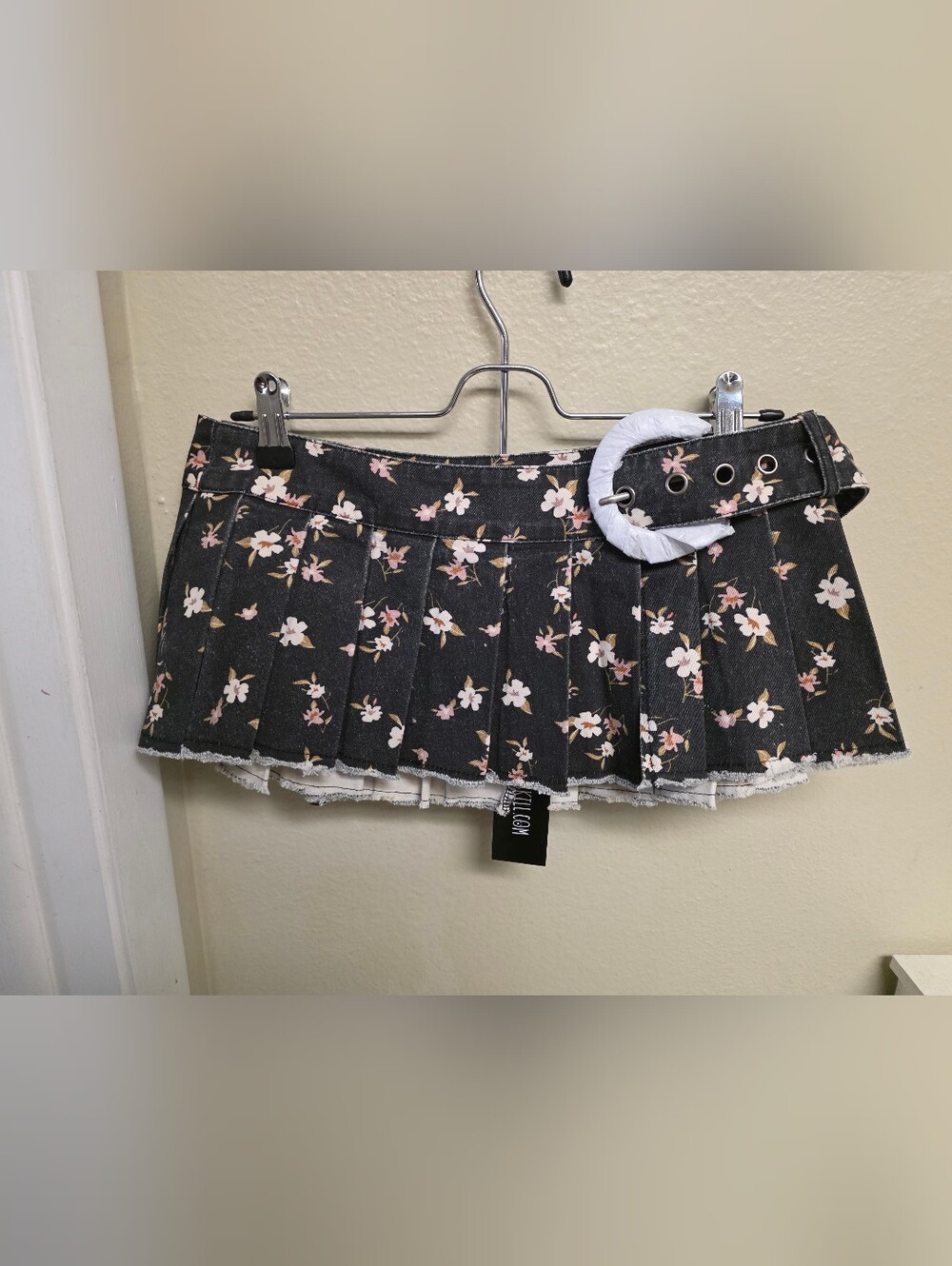 Current Mood Black Floral Pleated Mini Skirt with Pink and Cream Flowers